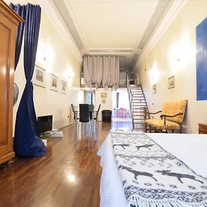 https://castello-loft.hotelslidodijesolo.com